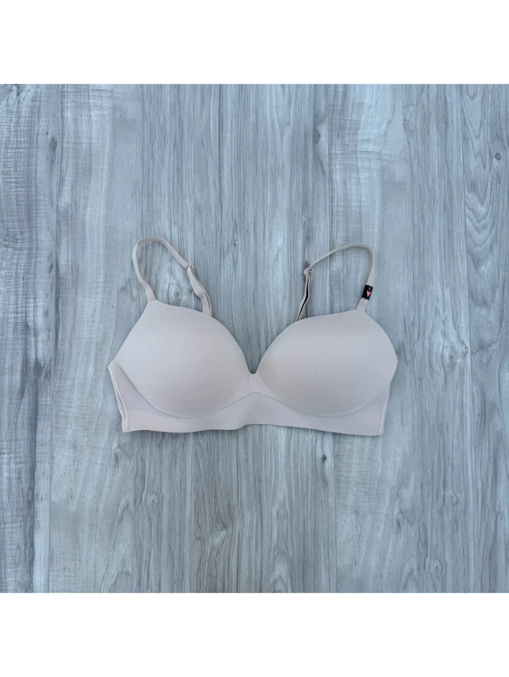 Victoria’s Secret Smooth Lightly Lined Wireless Bra